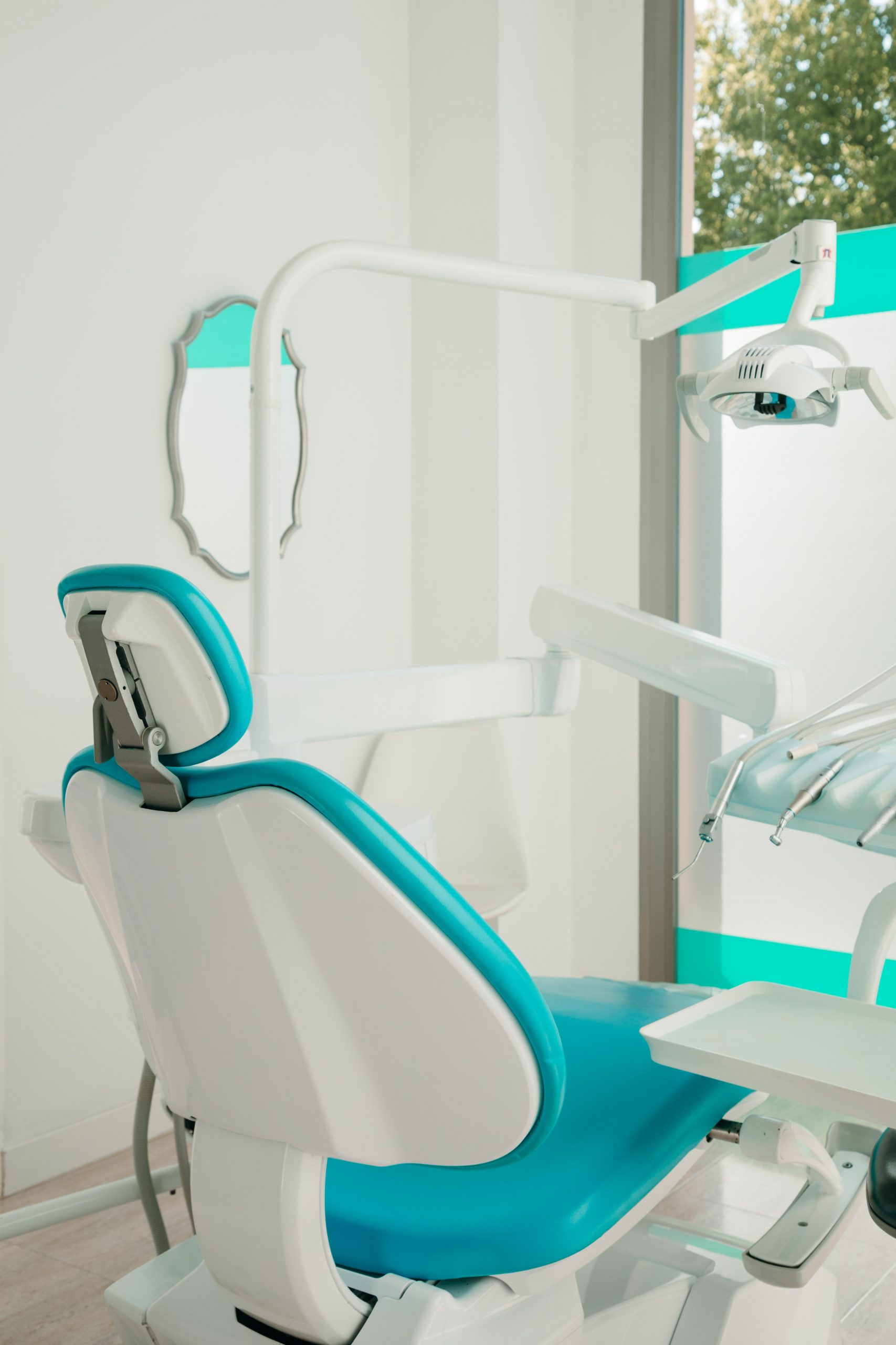 Box dental